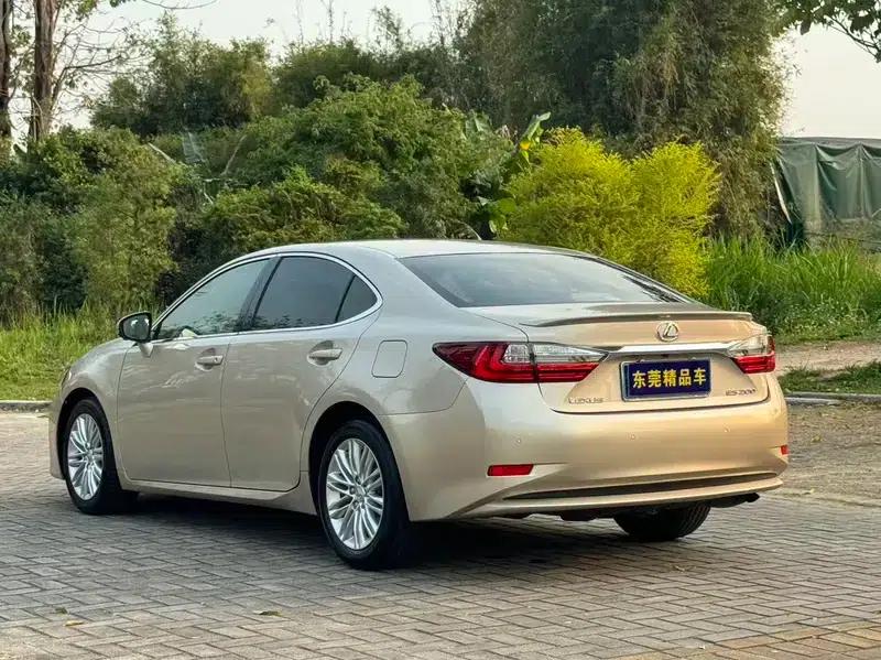 Lexus ES 2015 200 Elite Edition — миниатюра 4