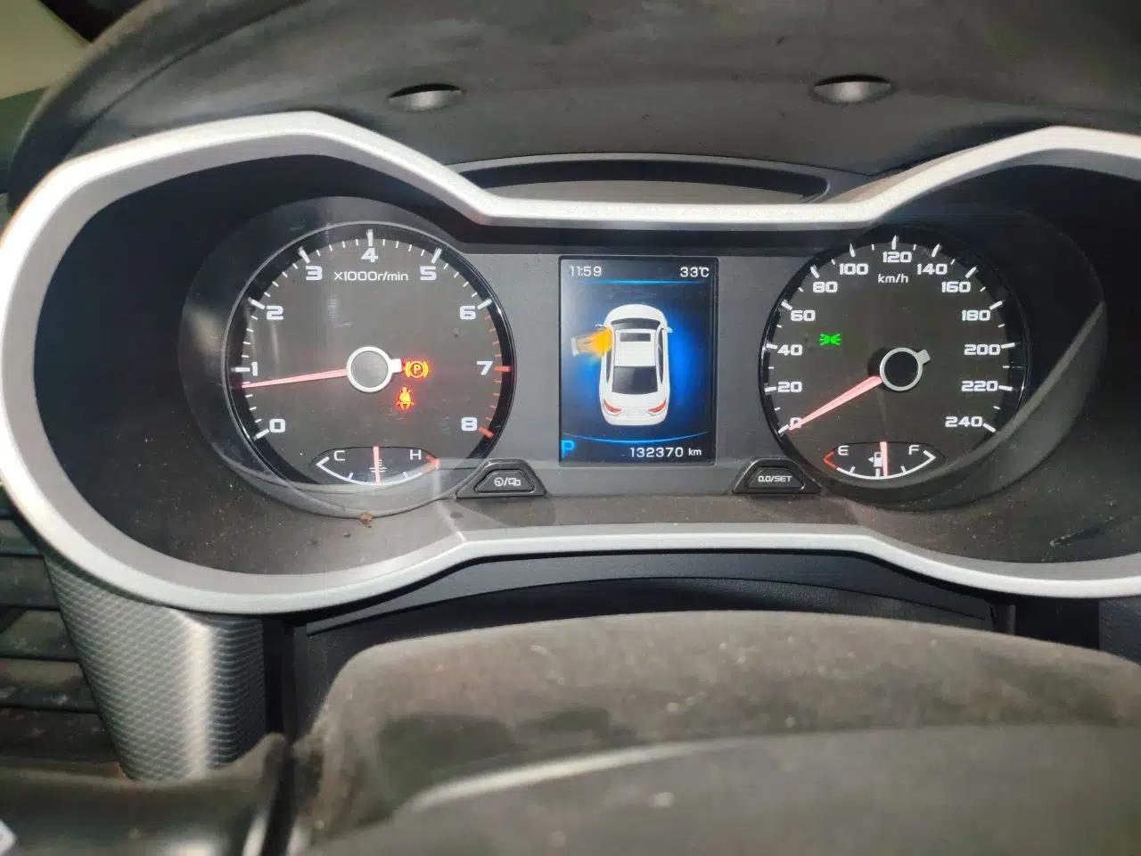 Geely Auto Emgrand GL 2018 1.8L DCT Elite Smart Connectivity Version — миниатюра 12