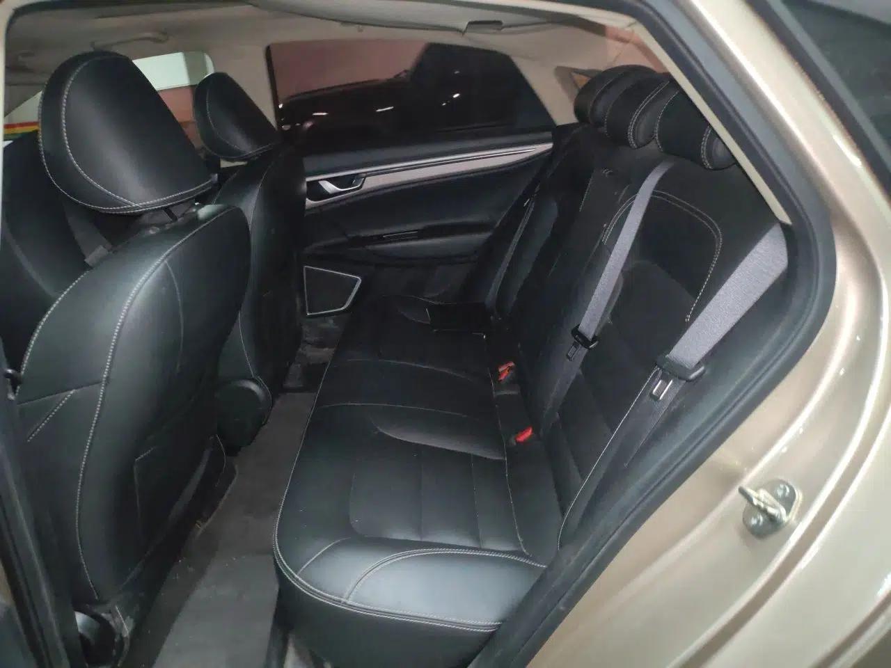 Geely Auto Emgrand GL 2018 1.8L DCT Elite Smart Connectivity Version — миниатюра 17