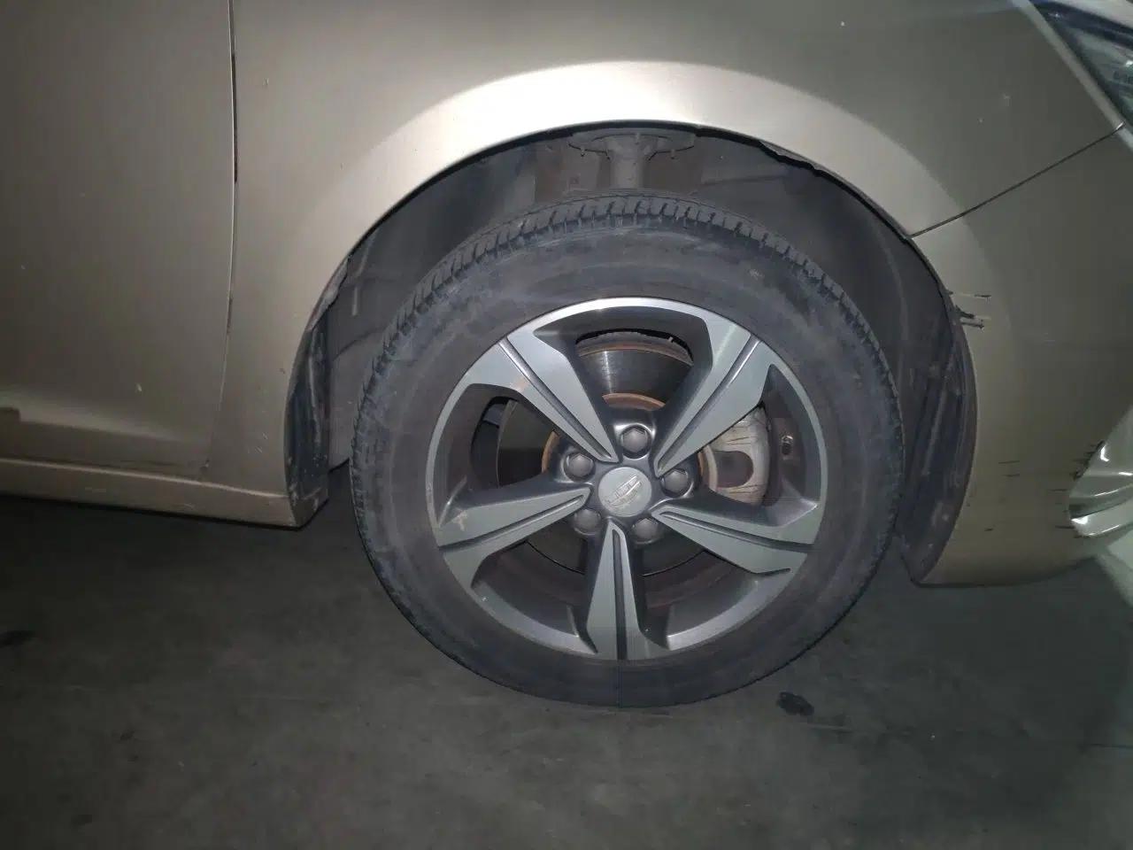 Geely Auto Emgrand GL 2018 1.8L DCT Elite Smart Connectivity Version — миниатюра 8