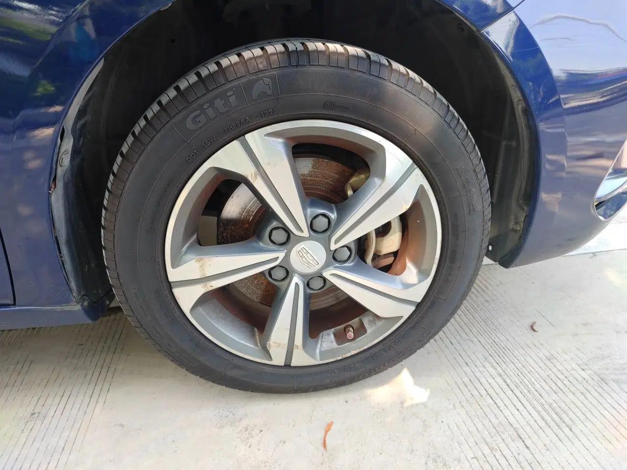Geely Auto Emgrand GL 2018 1.4T DCT Elite Smart Connectivity Version — миниатюра 8