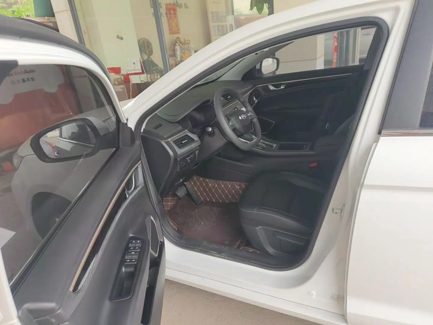 Geely Auto Emgrand GL 2021 UP 1.4T CVT Leading Edition — миниатюра 18