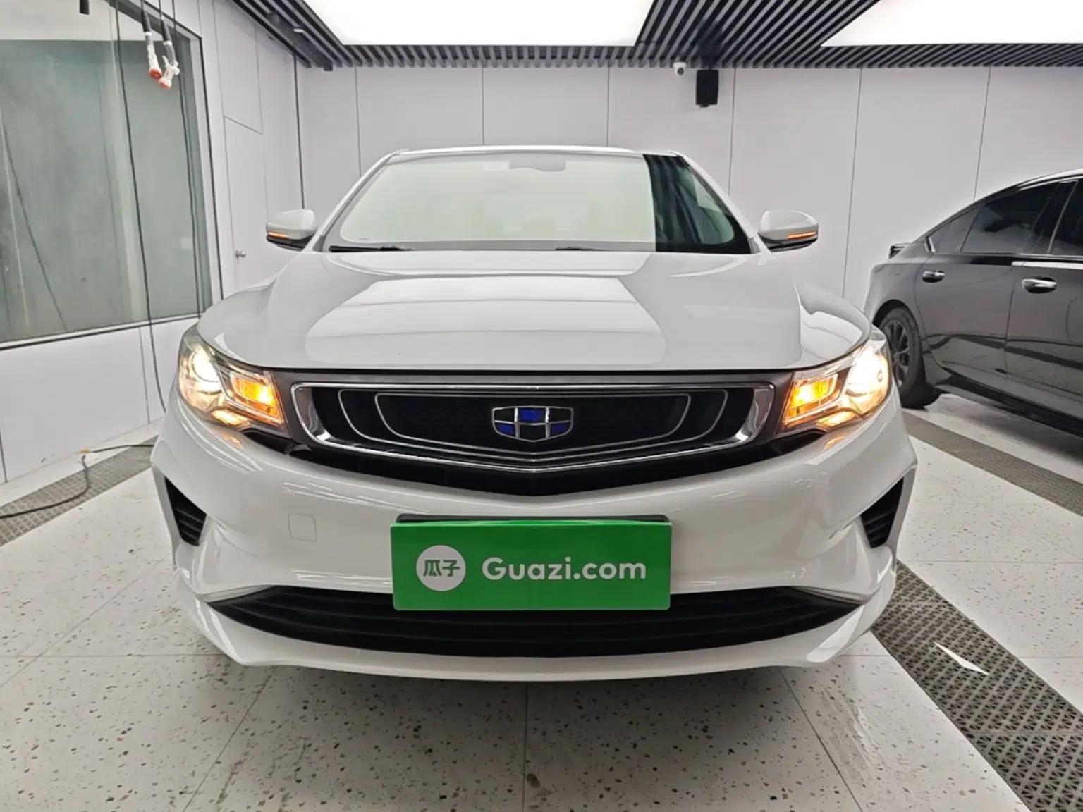 Geely Auto Emgrand GL 2018 1.8L DCT Elite Smart Connectivity Version — миниатюра 2