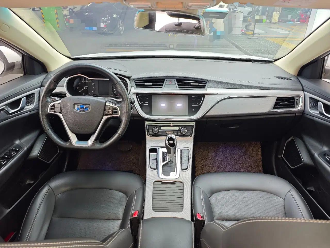 Geely Auto Emgrand GL 2018 1.8L DCT Elite Smart Connectivity Version — миниатюра 12