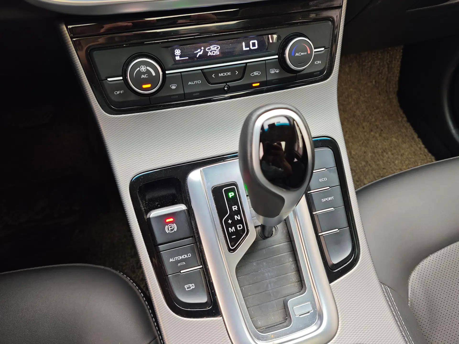 Geely Auto Emgrand GL 2018 1.8L DCT Elite Smart Connectivity Version — миниатюра 16