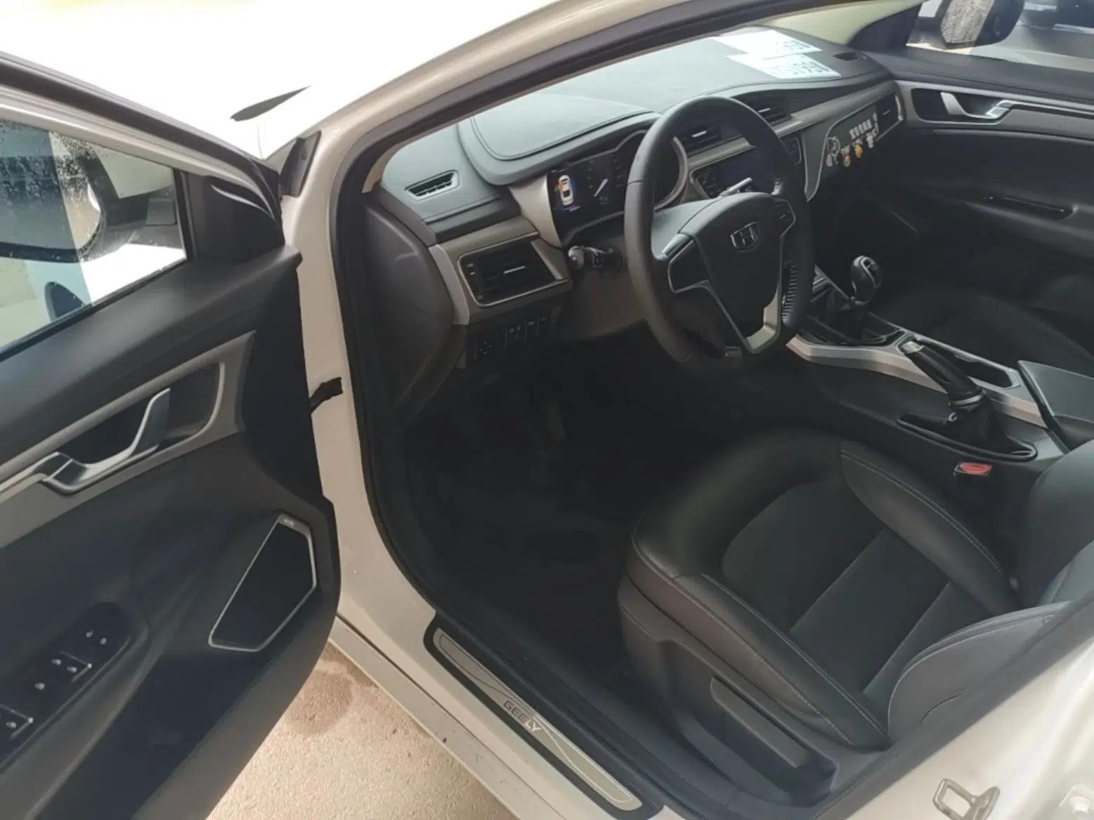 Geely Auto Emgrand GL 2018 1.4T Manual Elite Smart Connectivity Version — миниатюра 18
