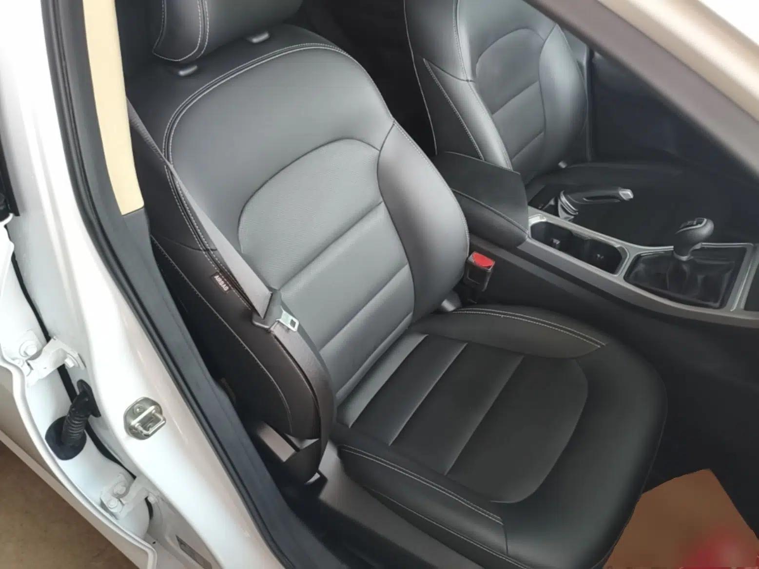 Geely Auto Emgrand GL 2018 1.4T Manual Elite Smart Connectivity Version — миниатюра 19