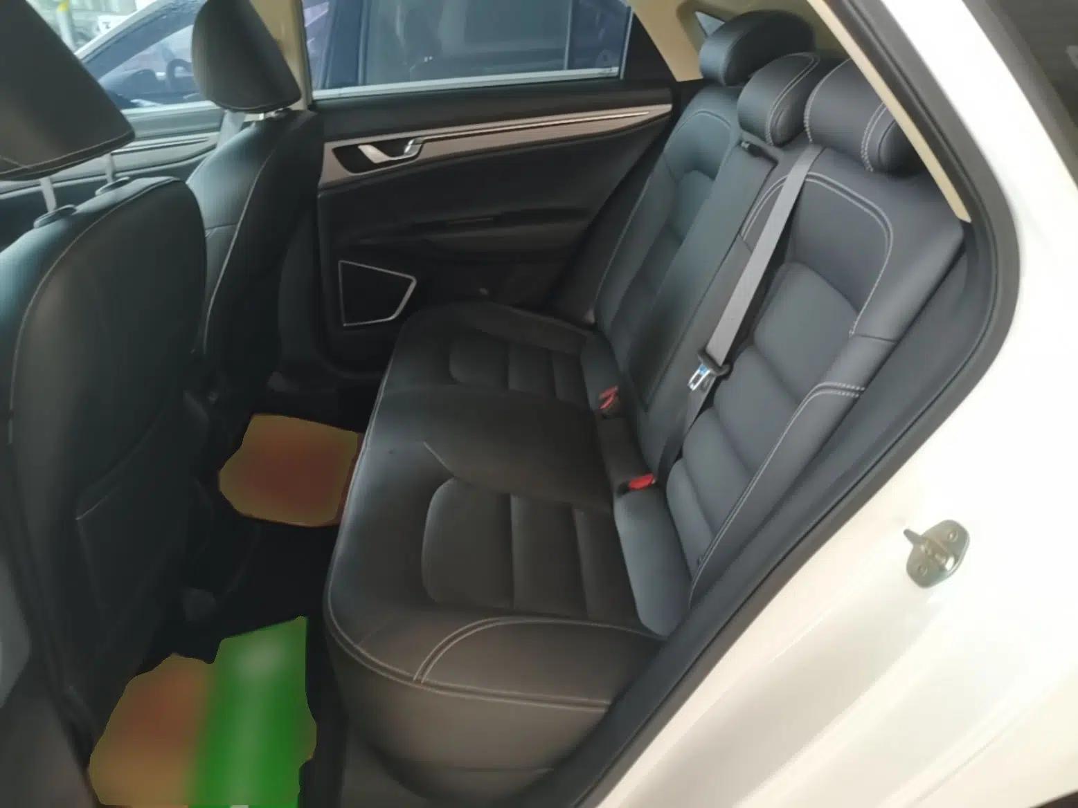 Geely Auto Emgrand GL 2018 1.4T Manual Elite Smart Connectivity Version — миниатюра 20
