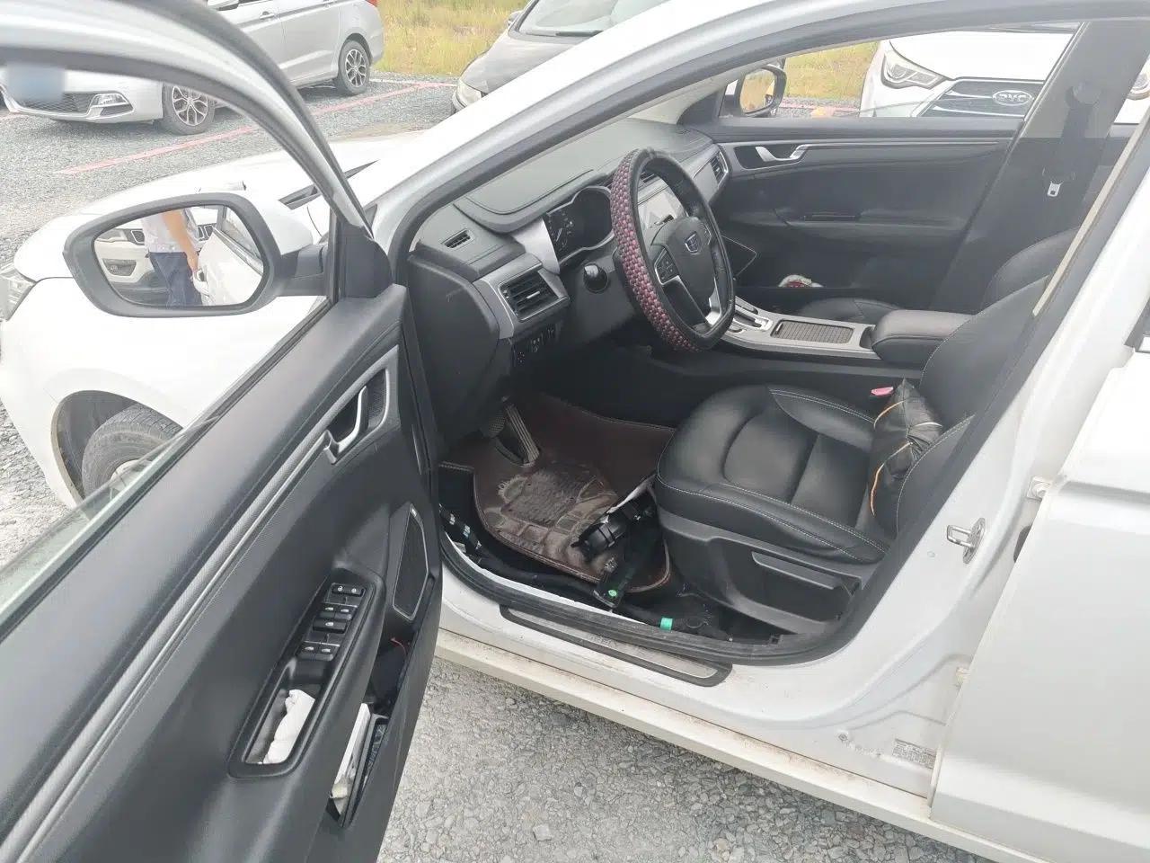 Geely Auto Emgrand GL 2018 1.8L DCT Elite Smart Connectivity Version — миниатюра 16