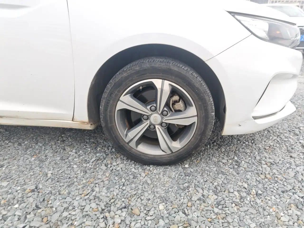 Geely Auto Emgrand GL 2018 1.8L DCT Elite Smart Connectivity Version — миниатюра 8