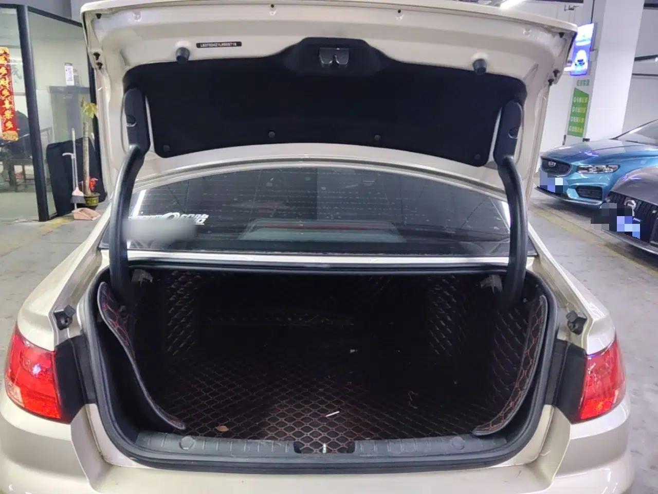 Geely Auto Emgrand GL 2019 1.4T CVT Elite Smart Edition — миниатюра 22