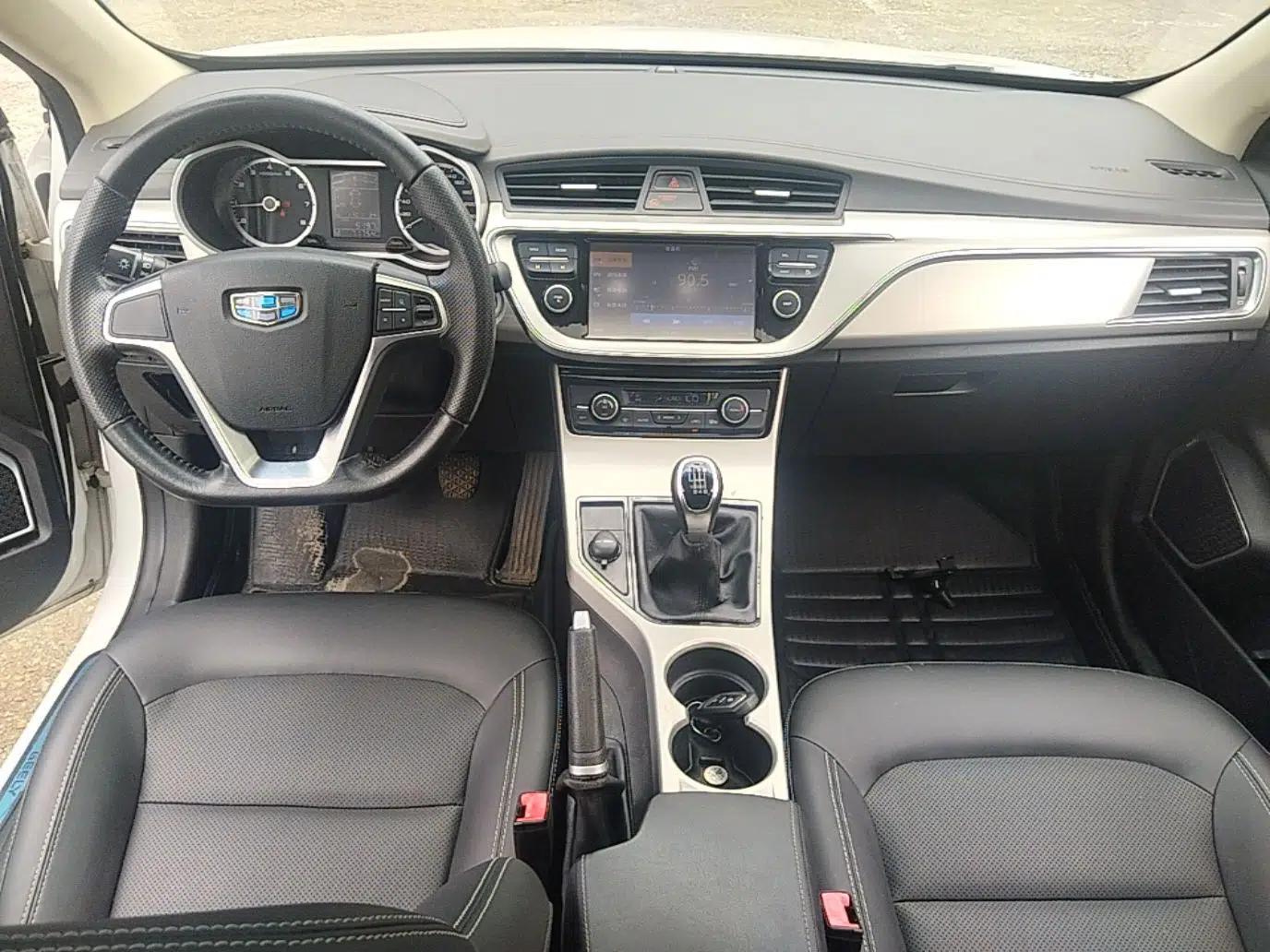 Geely Auto Emgrand GL 2017 1.3T Manual Elite Model — миниатюра 12