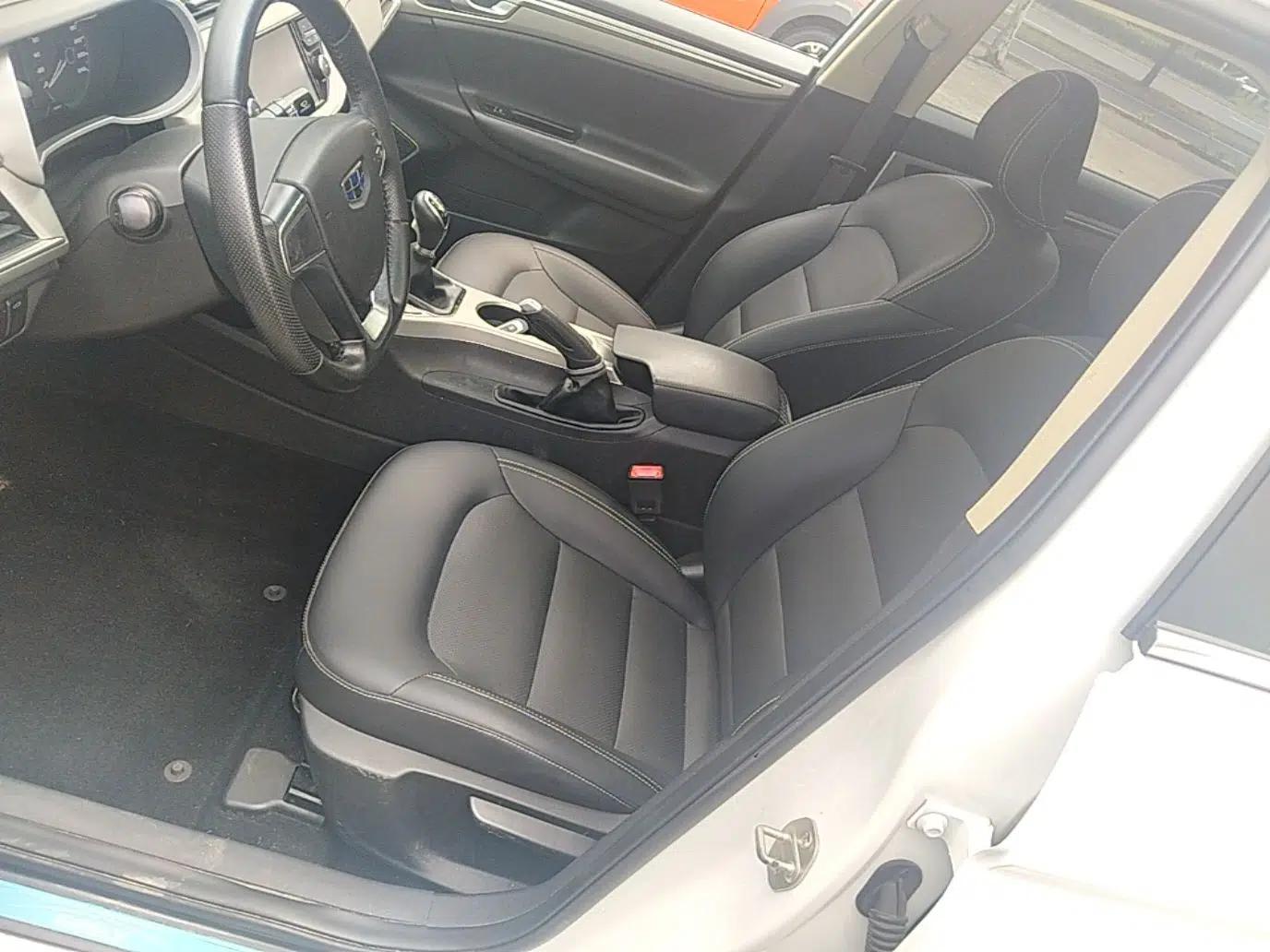 Geely Auto Emgrand GL 2017 1.3T Manual Elite Model — миниатюра 17
