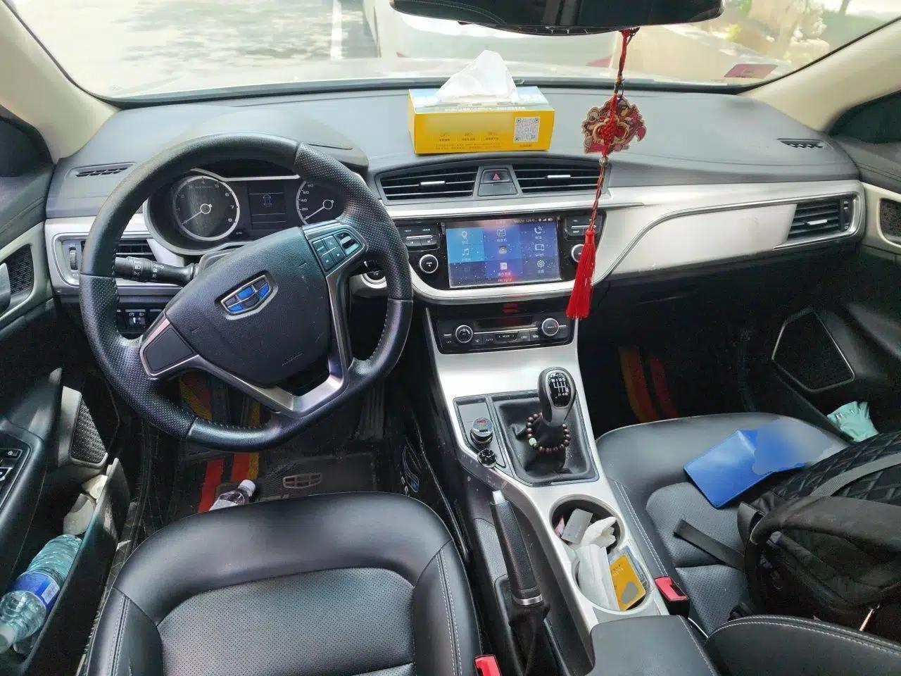 Geely Auto Emgrand GL 2017 1.8L Manual Elite Model — миниатюра 9
