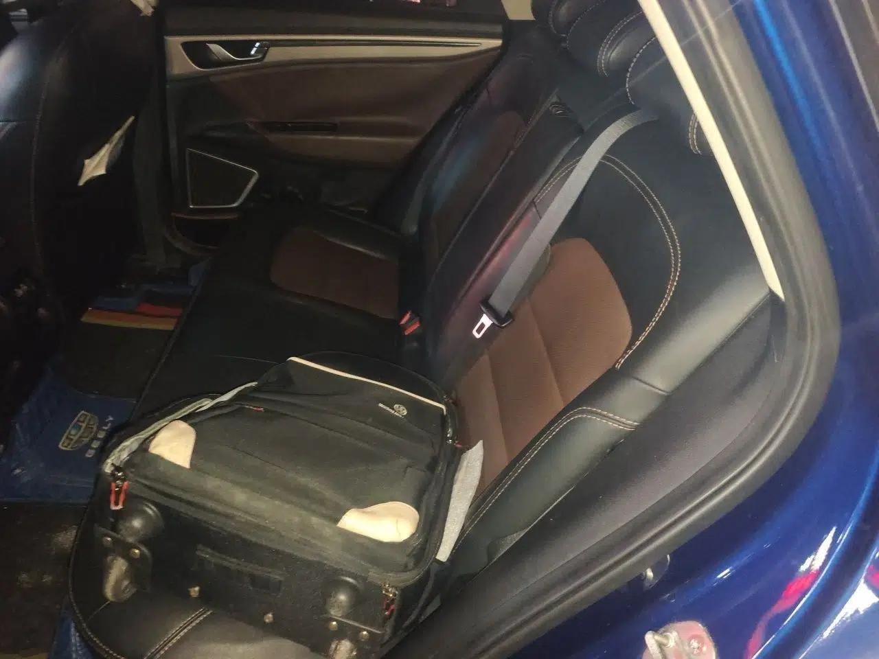 Geely Auto Emgrand GL 2018 1.4T DCT Prestige Smart Connectivity Version — миниатюра 17