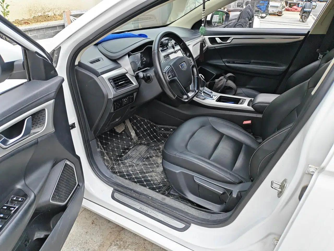 Geely Auto Emgrand GL 2017 1.3T DCT Elite Model — миниатюра 16
