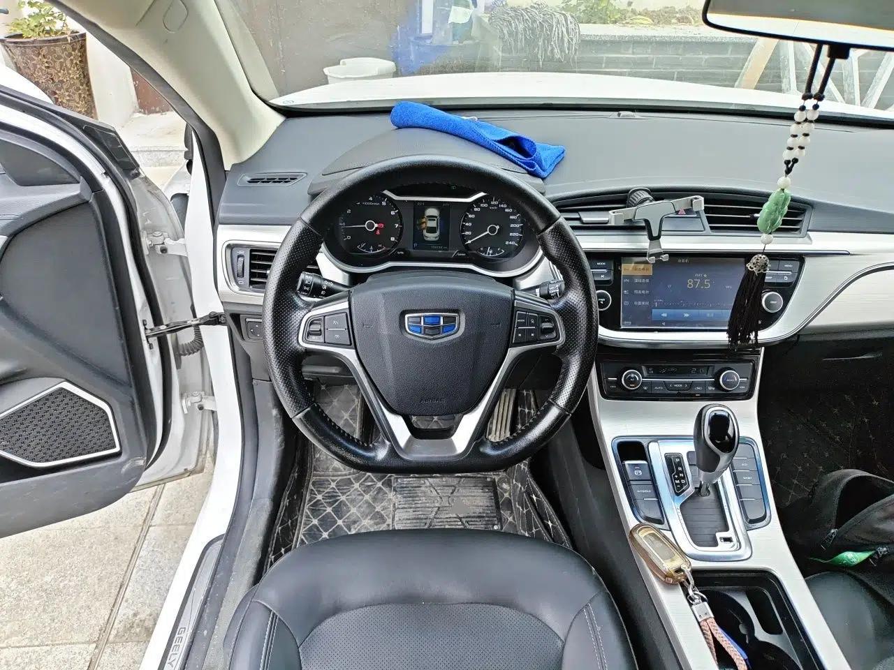 Geely Auto Emgrand GL 2017 1.3T DCT Elite Model — миниатюра 10
