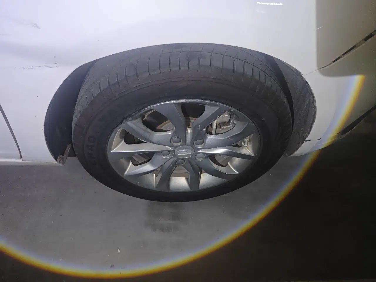 Geely Auto Emgrand GL 2017 1.3T DCT Elite Model — миниатюра 8
