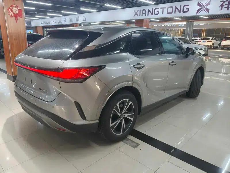 Lexus RX 2025 300 AWD Luxury Edition — миниатюра 2