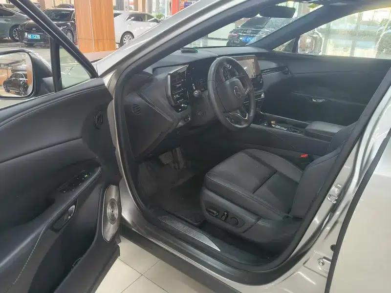 Lexus RX 2025 300 AWD Luxury Edition — миниатюра 7