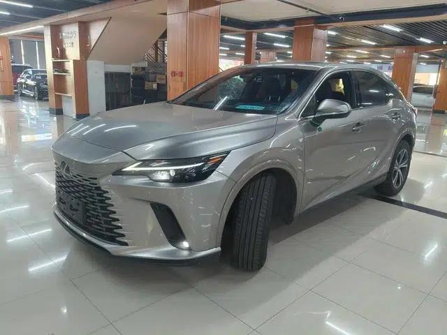 Lexus RX 2025 300 AWD Luxury Edition