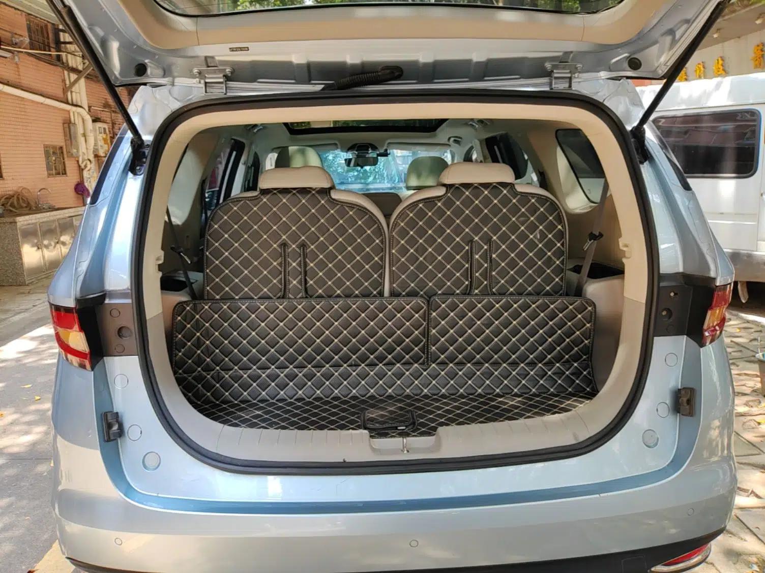 Geely Auto Jiajie New Energy 2021 ePro 1.5TD PHEV Luxurious Edition — миниатюра 22