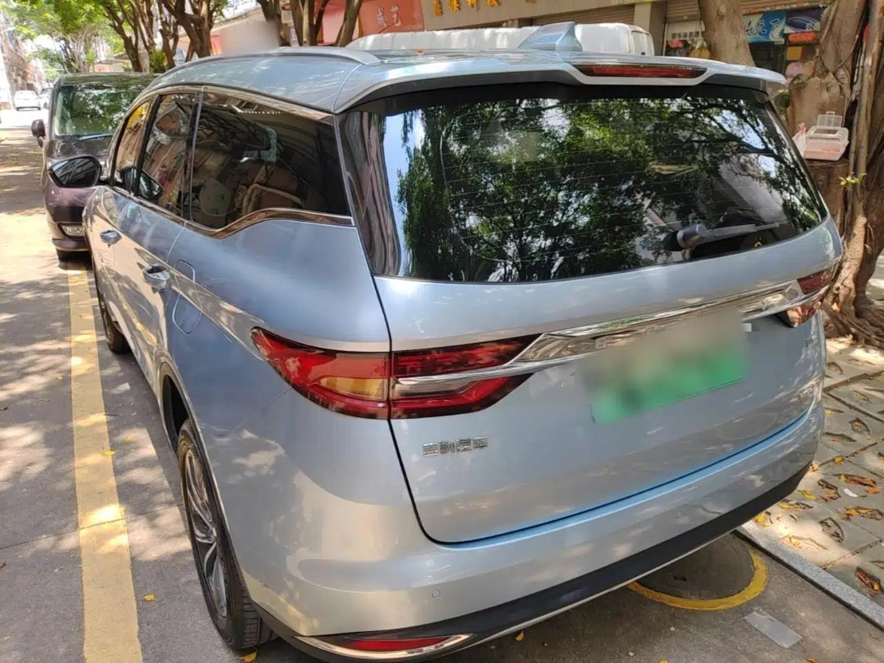 Geely Auto Jiajie New Energy 2021 ePro 1.5TD PHEV Luxurious Edition — миниатюра 4