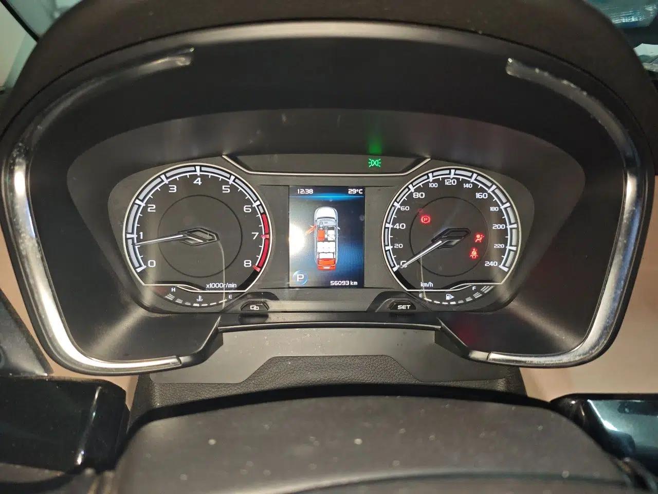 Geely Auto Jiajie 2019 1.8TD Automatic Enjoyment Model — миниатюра 11