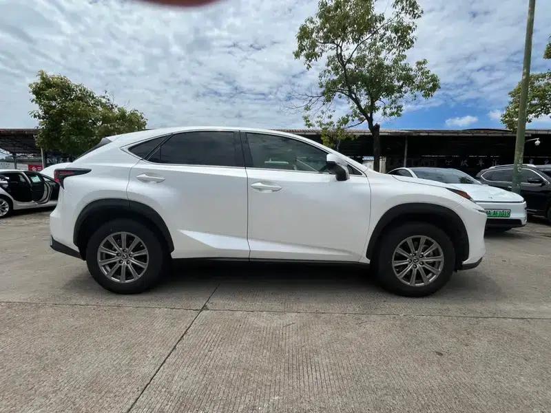 Lexus NX 2020 200 FWD Sport Edition (China VI Emission Standard) — миниатюра 7