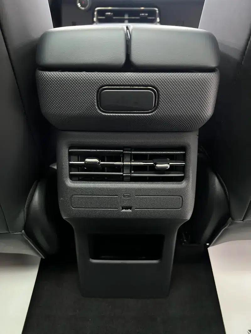 Lexus NX 2020 200 FWD Sport Edition (China V Emission Standard) — миниатюра 9