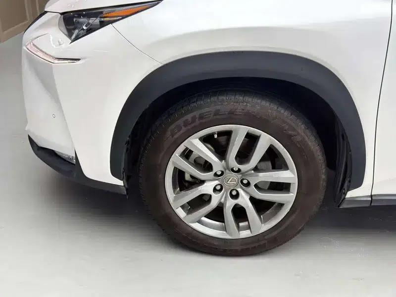 Lexus NX 2015 300h AWD Premium Edition — миниатюра 9