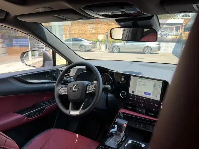 Lexus NX 2025 200 FWD FUN — миниатюра 6