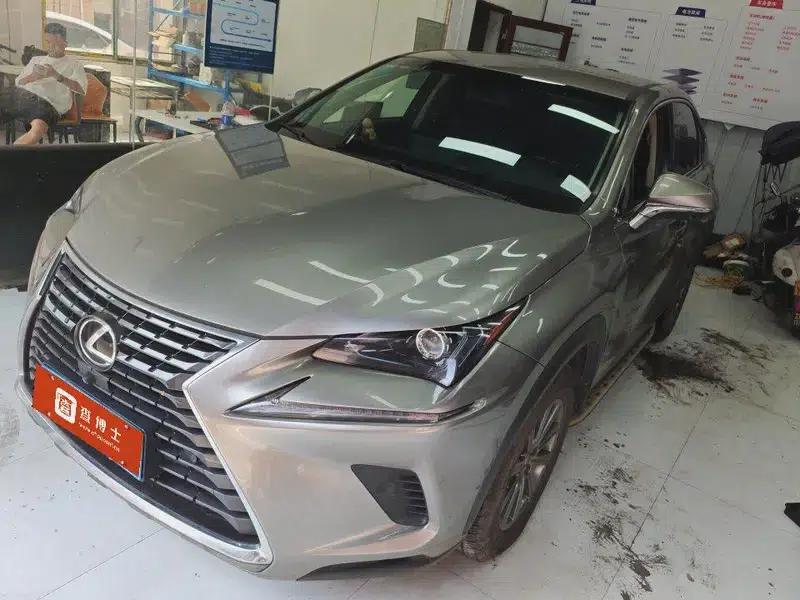 Lexus NX 2018 300 FWD Sport Edition (China V Emission Standard) — миниатюра 1