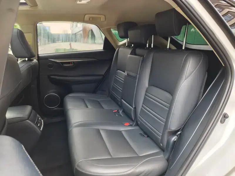 Lexus NX 2015 200t AWD Sport Edition — миниатюра 20