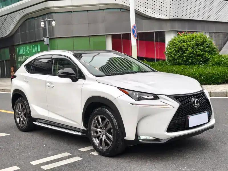 Lexus NX 2015 200t AWD Sport Edition — миниатюра 3
