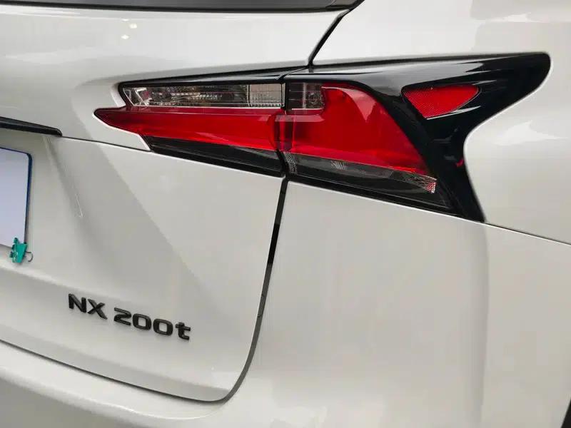 Lexus NX 2015 200t AWD Sport Edition — миниатюра 9