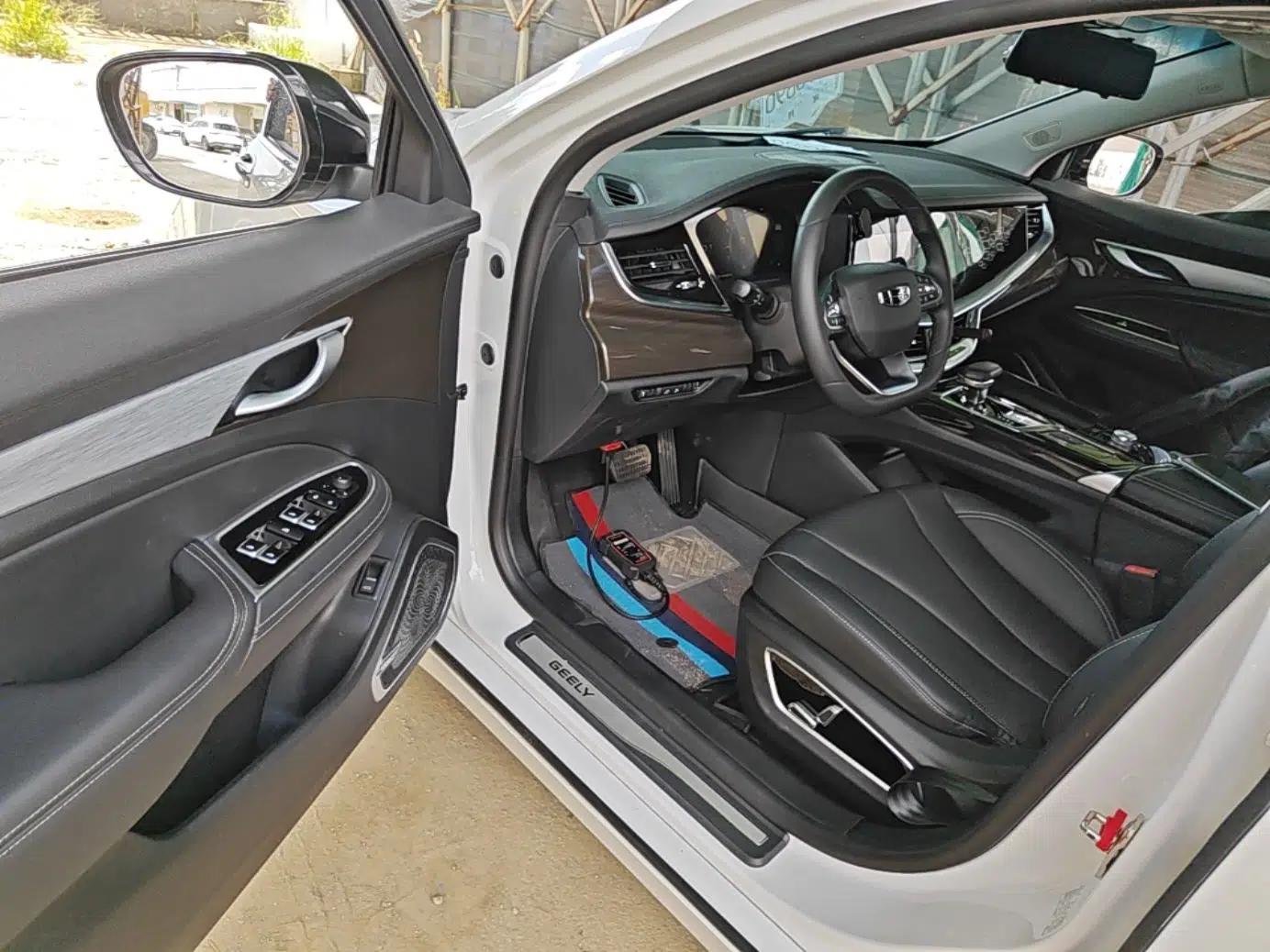 Geely Auto Emgrand GT 2021 1.8T Flagship Edition+ — миниатюра 23