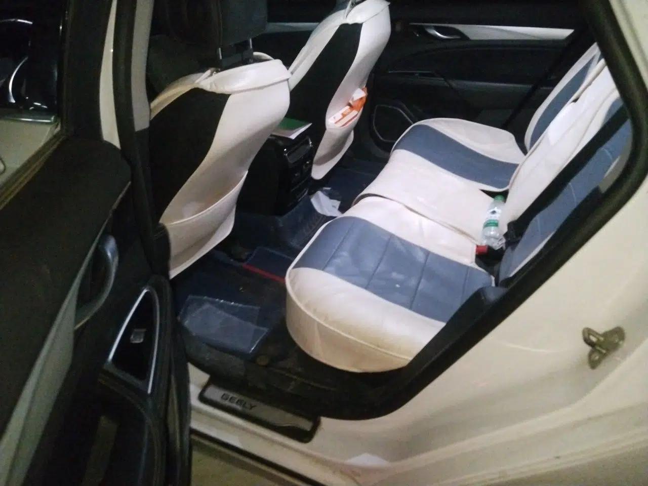 Geely Auto Emgrand GT New Energy 2018 1.5T PHEV Yaoxiang Edition — миниатюра 17