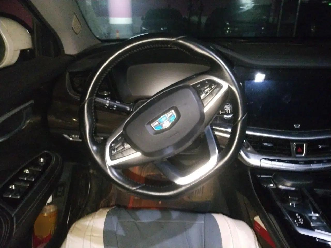 Geely Auto Emgrand GT New Energy 2018 1.5T PHEV Yaoxiang Edition — миниатюра 10