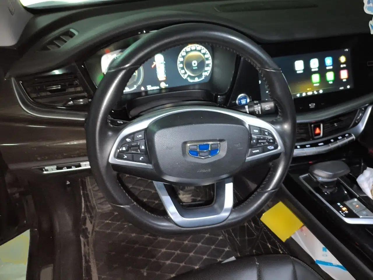 Geely Auto Emgrand GT New Energy 2018 1.5T PHEV Yaoxiang Edition — миниатюра 10