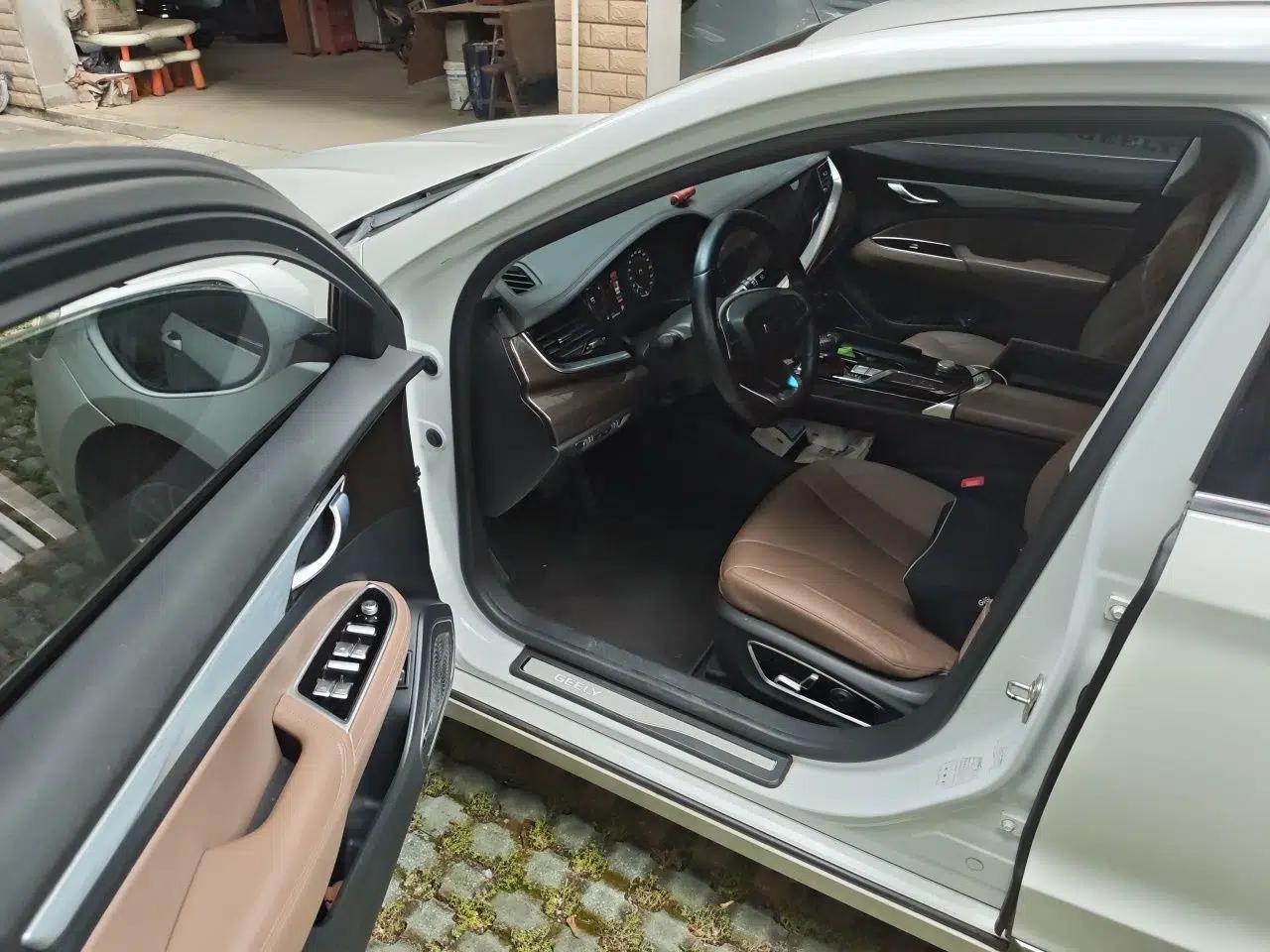 Geely Auto Emgrand GT 2018 1.5T MHEV Yaozhi Edition — миниатюра 16