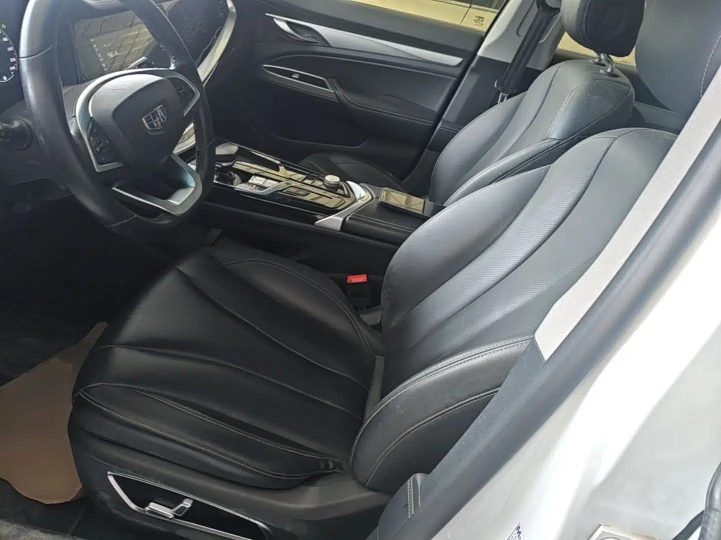 Geely Auto Emgrand GT 2018 1.5T MHEV Yaoxiang Edition — миниатюра 17