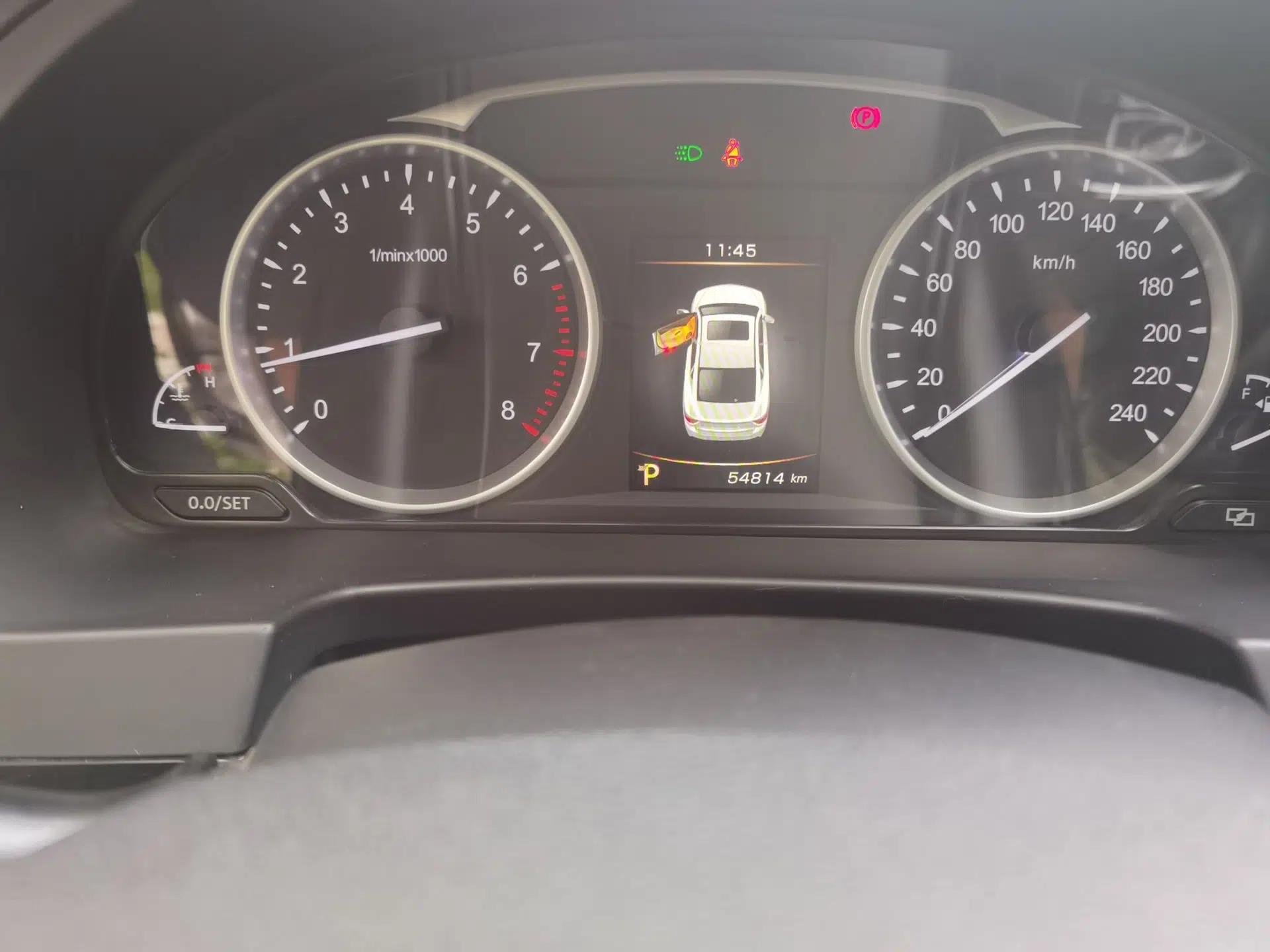 Geely Auto Emgrand GT 2015 2.4L Comfort Model — миниатюра 12