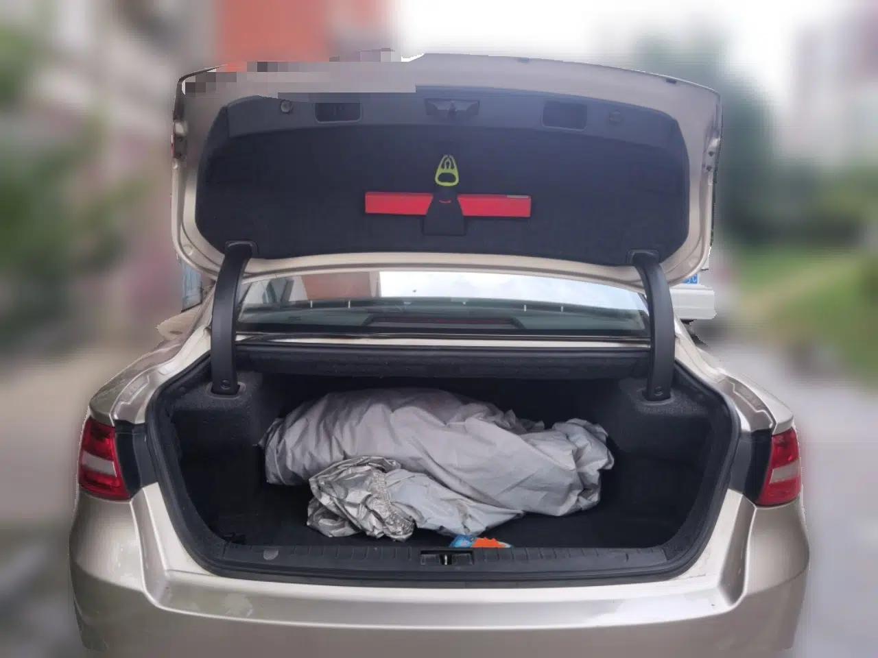 Geely Auto Emgrand GT 2015 2.4L Comfort Model — миниатюра 19