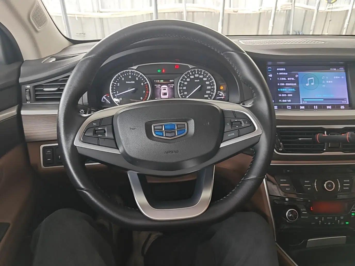 Geely Auto Emgrand GT 2017 2.4L Comfort Model — миниатюра 13