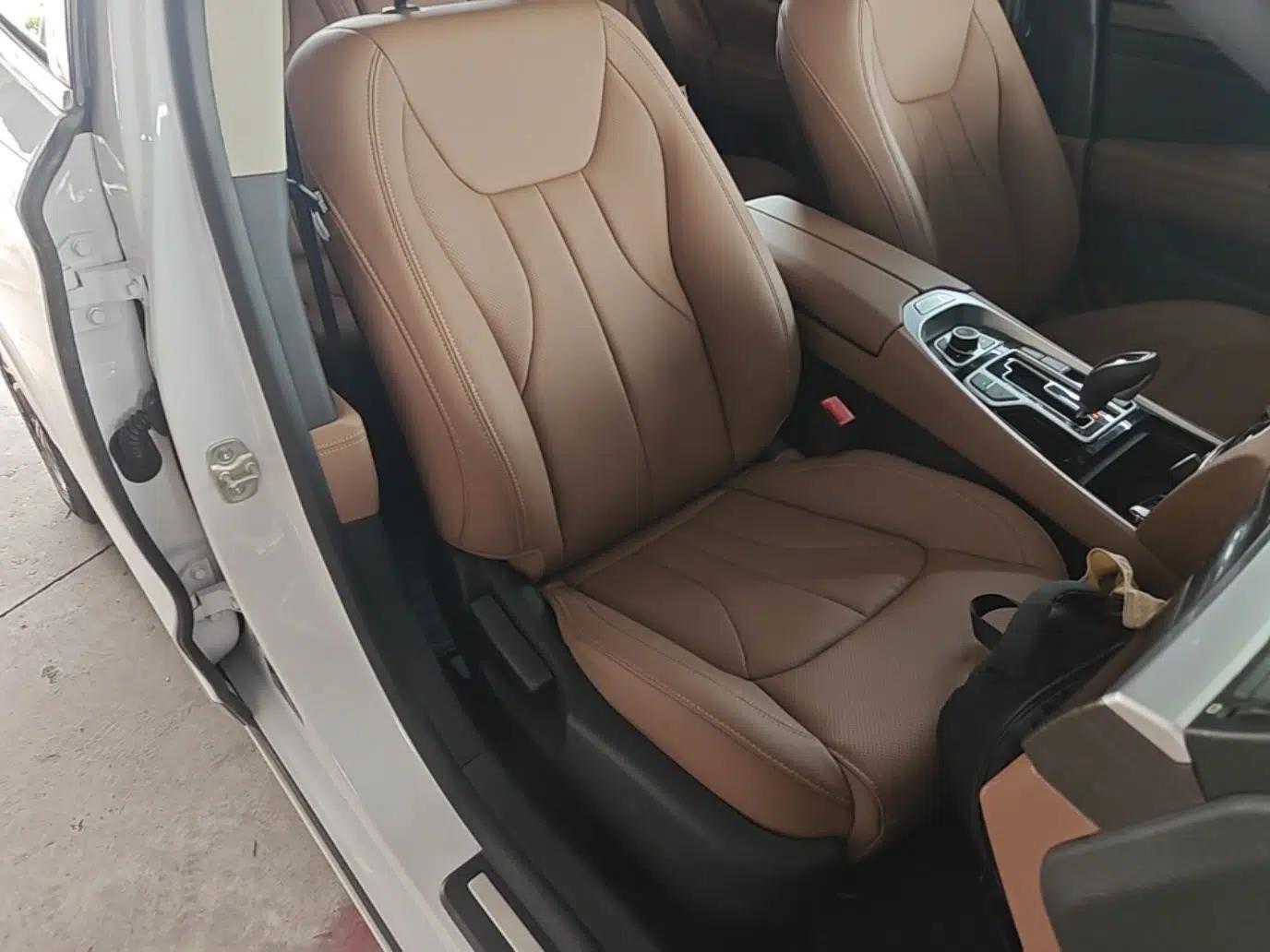 Geely Auto Emgrand GT 2017 2.4L Comfort Model — миниатюра 19