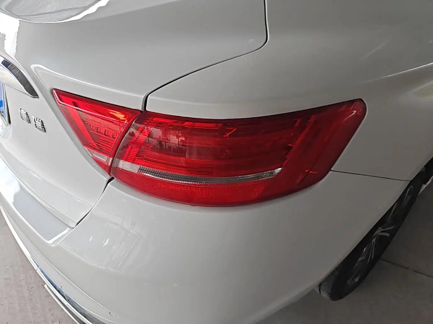 Geely Auto Emgrand GT 2017 2.4L Comfort Model — миниатюра 9