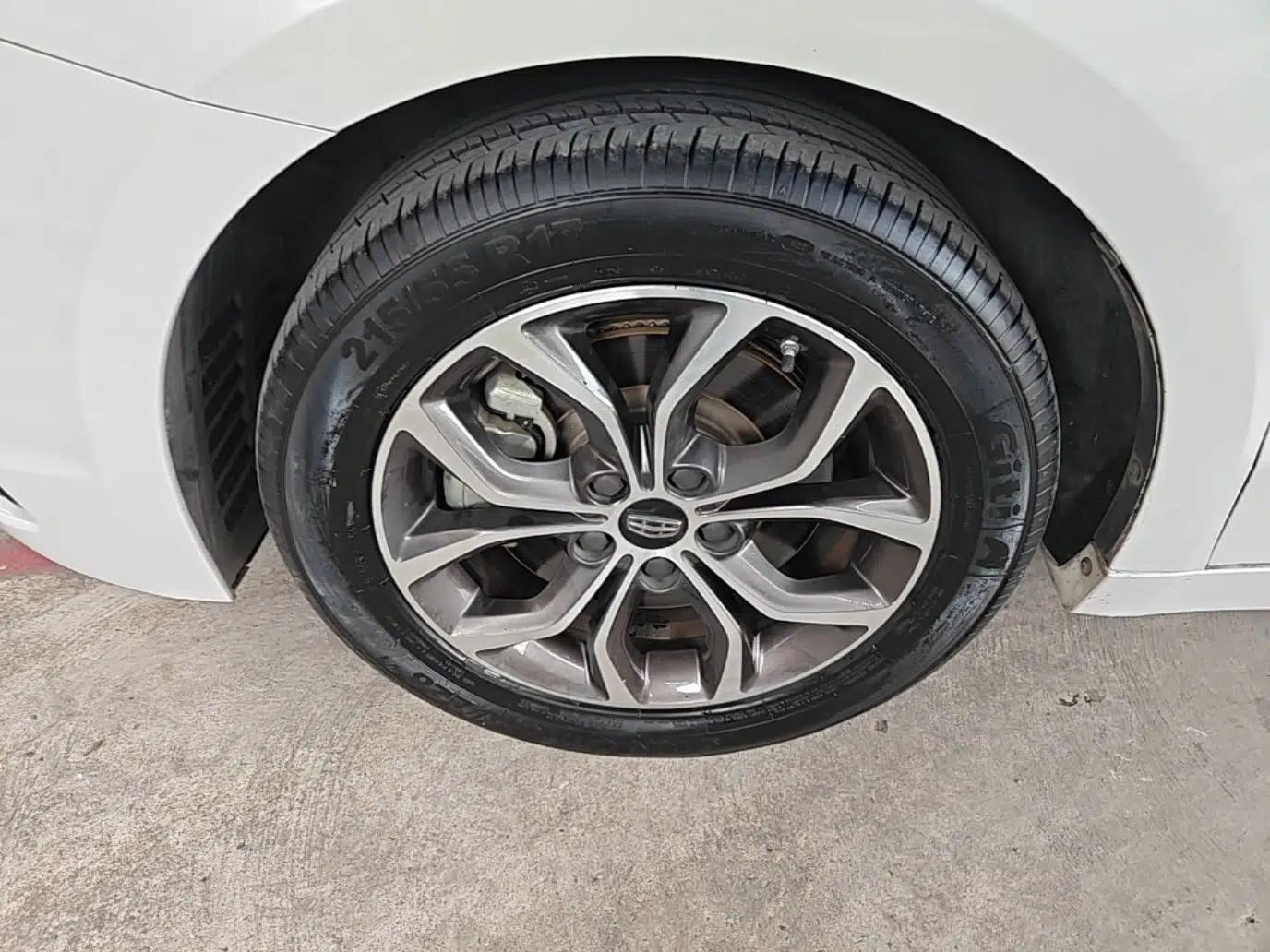 Geely Auto Emgrand GT 2017 2.4L Comfort Model — миниатюра 10