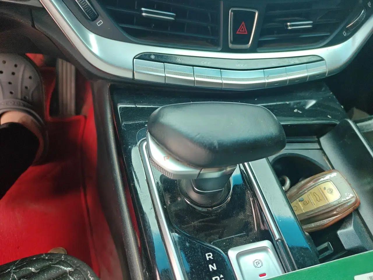 Geely Auto Emgrand GT 2021 1.8T Flagship Edition+ — миниатюра 14