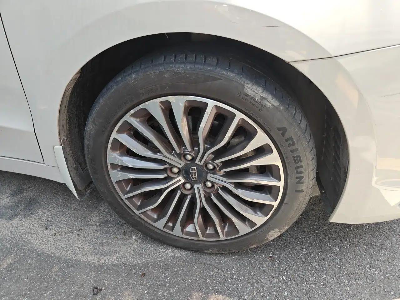 Geely Auto Emgrand GT 2018 1.8T Zunshang Zhiling Edition — миниатюра 8
